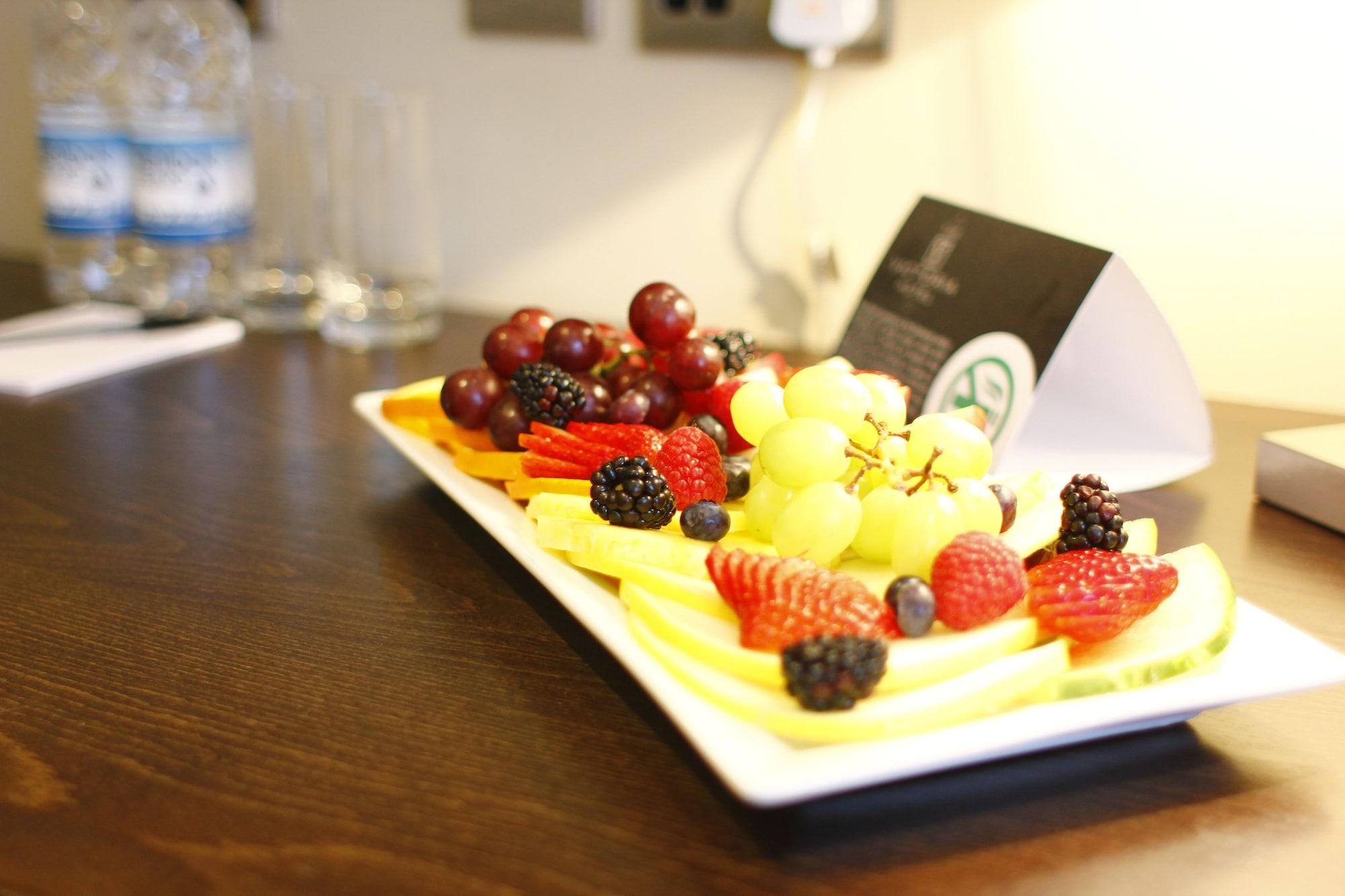 The Victoria Hotel Manchester By Compass Hospitality Oldham Buitenkant foto