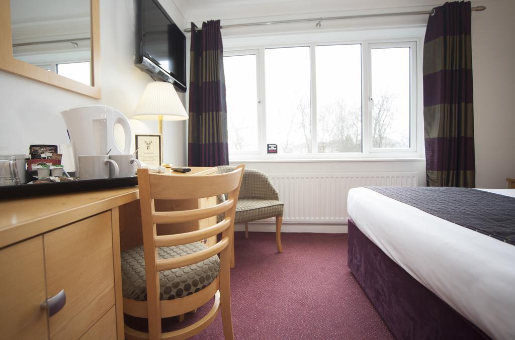 The Victoria Hotel Manchester By Compass Hospitality Oldham Buitenkant foto