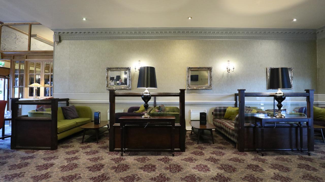 The Victoria Hotel Manchester By Compass Hospitality Oldham Buitenkant foto